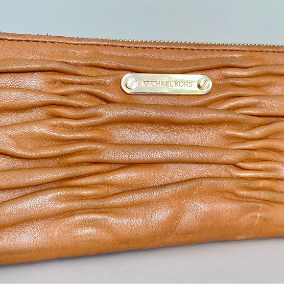 Michael Kors Ruched Leather Wallet - Picture 2 of 11